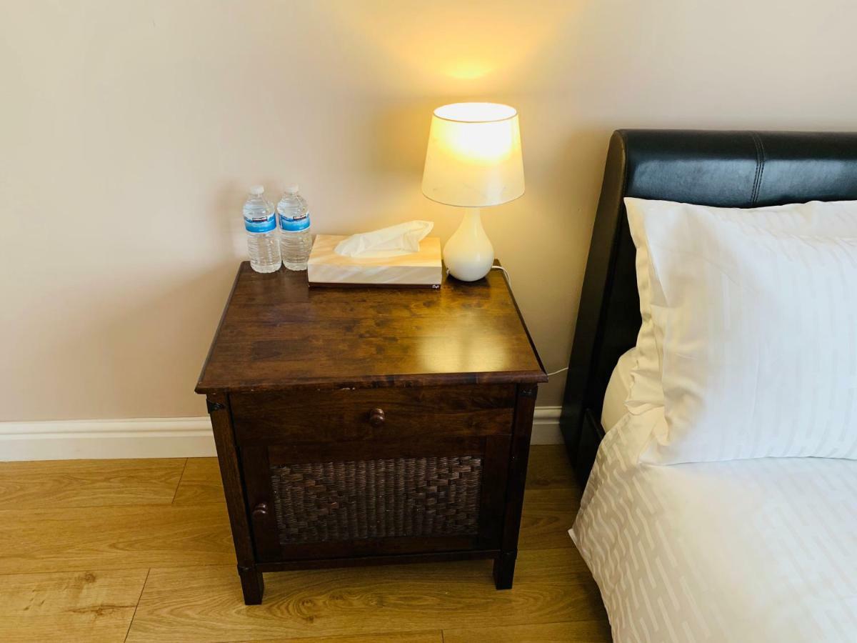 Housefield Stay Bucknall  Екстериор снимка